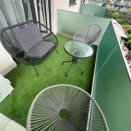 Apartamento Corvin Promenade Crystal Budapeste