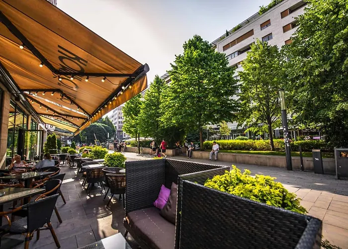 Corvin Promenade Crystal Appartement *