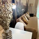Corvin Promenade Crystal Apartment *