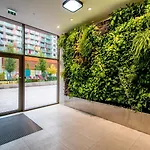 Apartment Corvin Promenade Crystal *