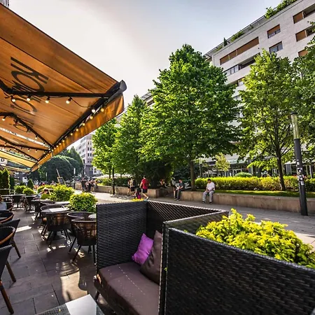 Corvin Promenade Crystal Appartement *